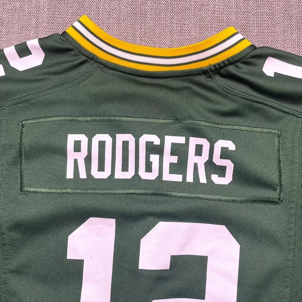 Nike Green Bay Packers Aaron Rodgers #12 Football Jersey Boy Medium Green V Neck